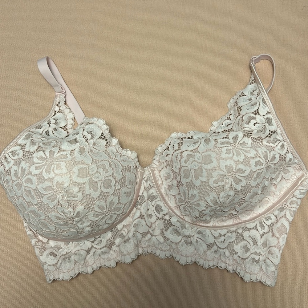 Maidenform Light Pink Lightly Lined Convertible Lace Bralette